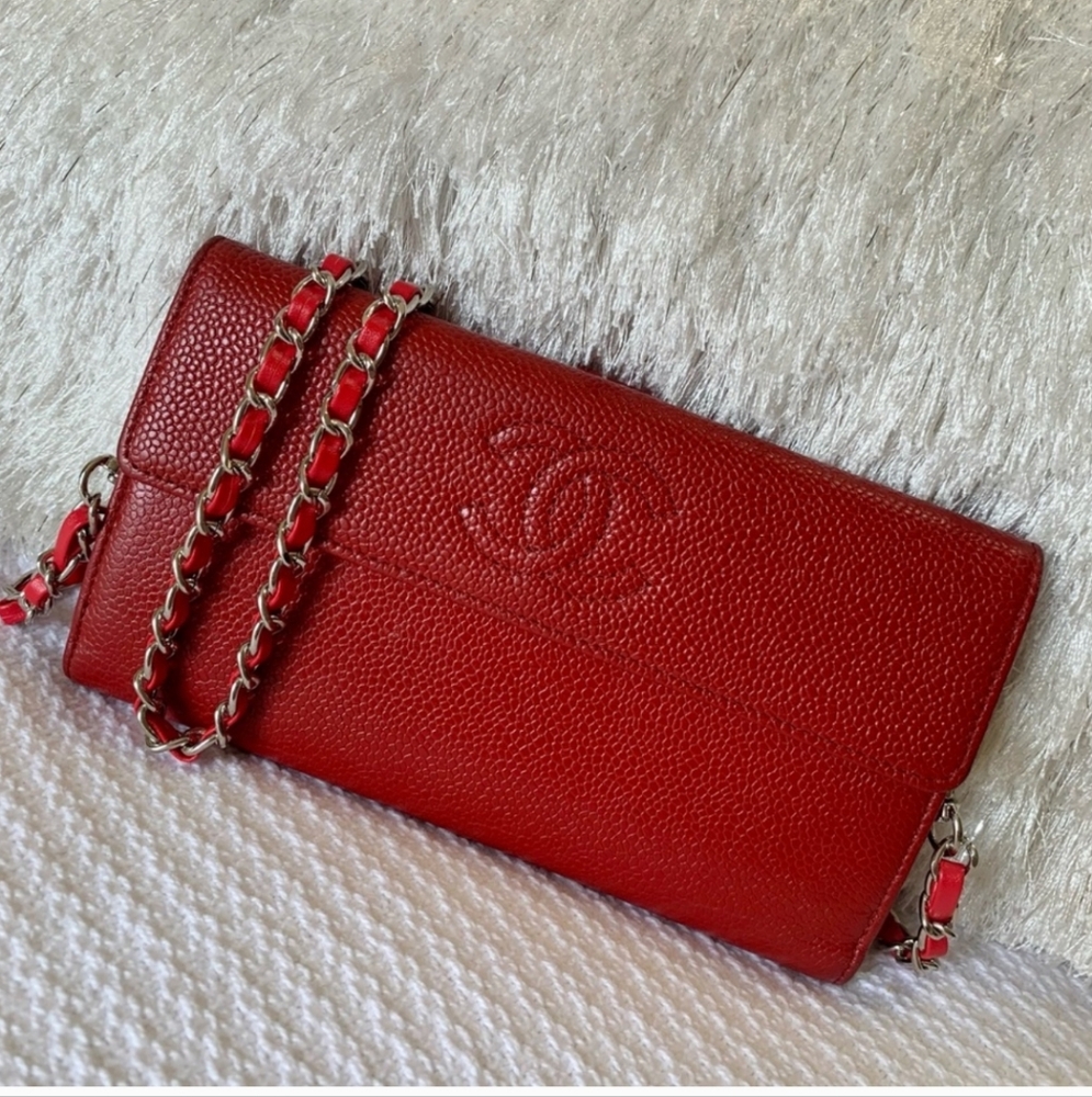Chanel CC Caviar Skin Bifold Long  Wallet Cross body WOC